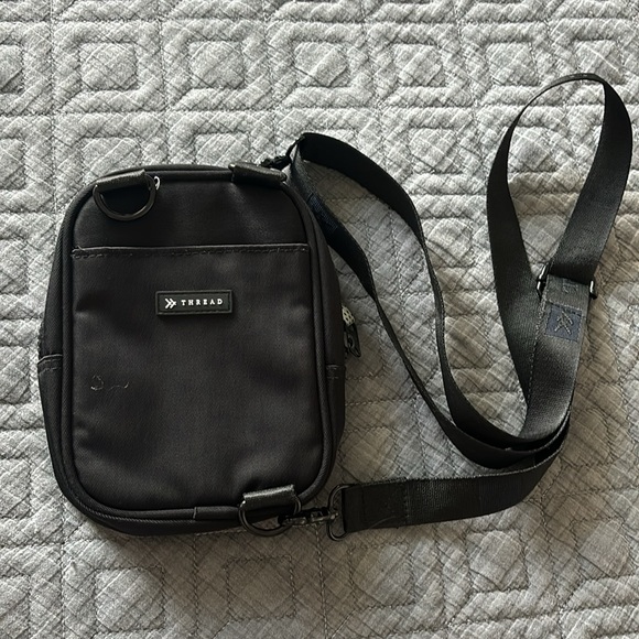 Thread wallet bag - Picture 2 of 3